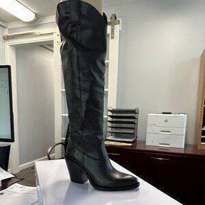 Cavaliere Boots Black Size 6